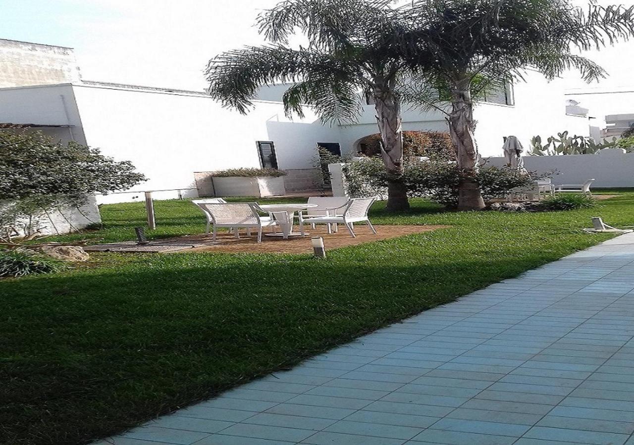 Monolocali Residence Petraroli By Salentolimit Porto Cesareo Exterior photo